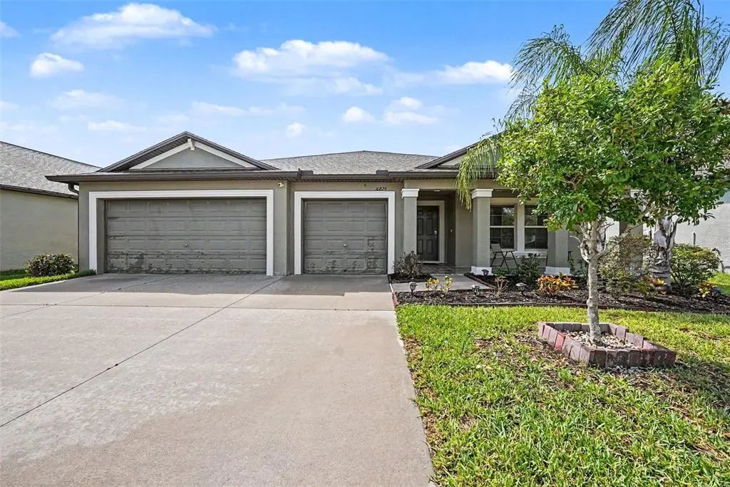 10829 Crushed Grape Drive, RIVERVIEW