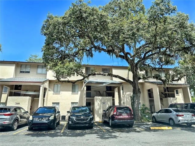7607 Abbey Lane 2, TAMPA