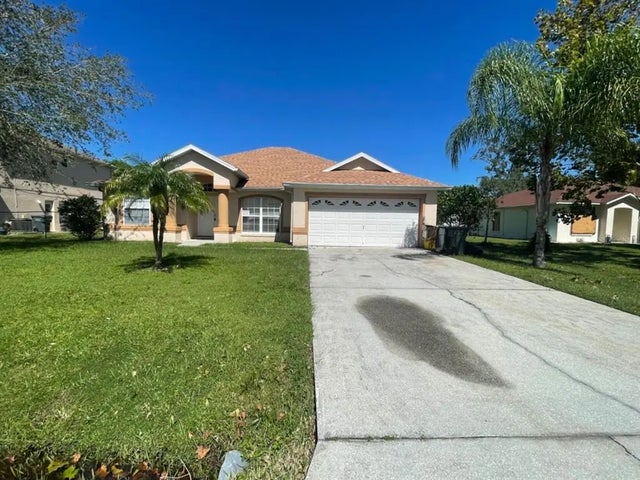 568 Finch Court, POINCIANA