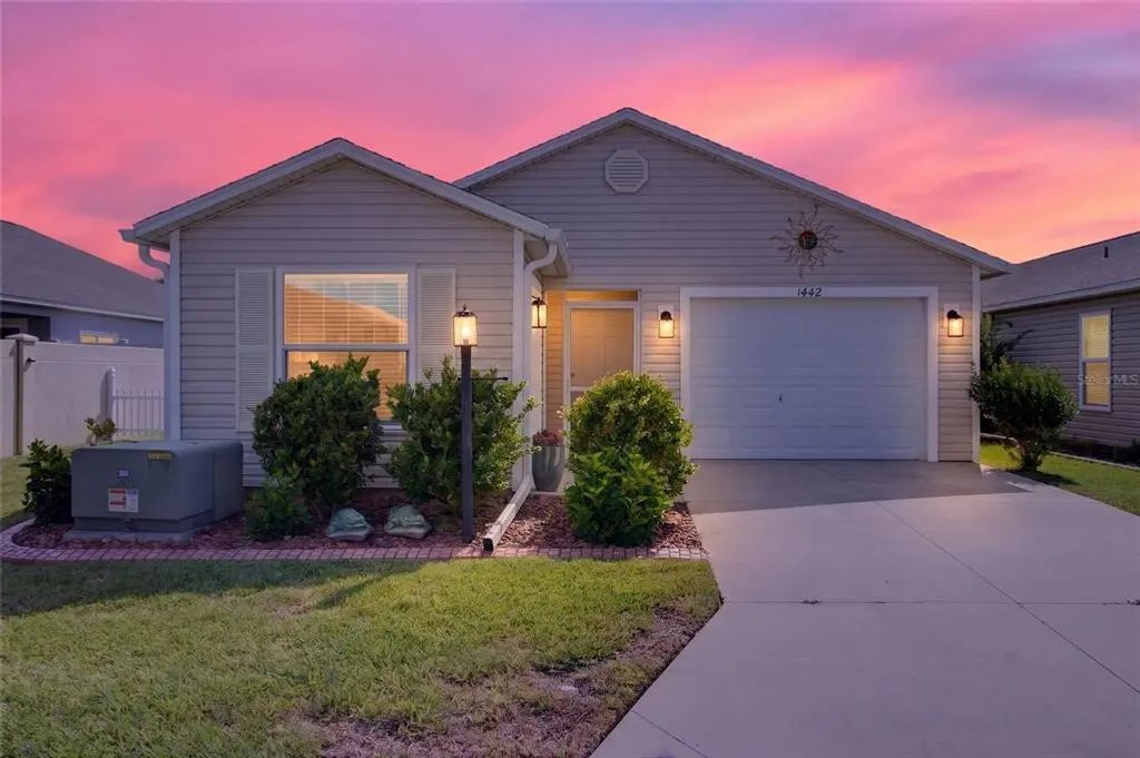 1442 Joshua Court, THE VILLAGES