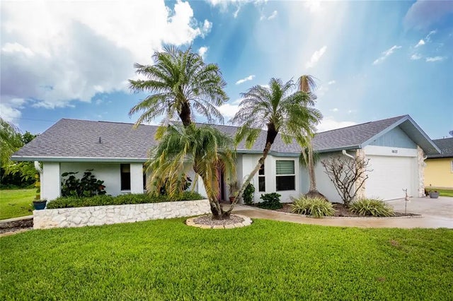 10127 Peach Avenue, ENGLEWOOD