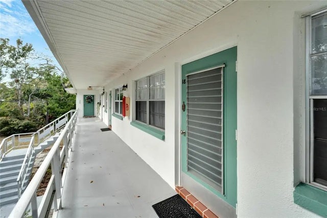 5850 21st Street N 18, ST PETERSBURG