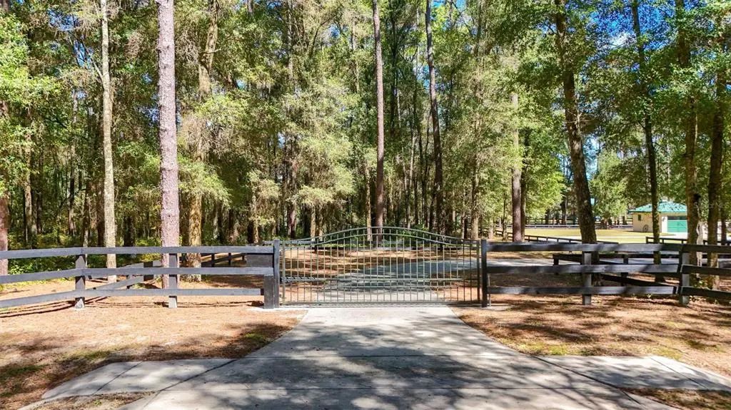 3 Carry Back Road, OCALA