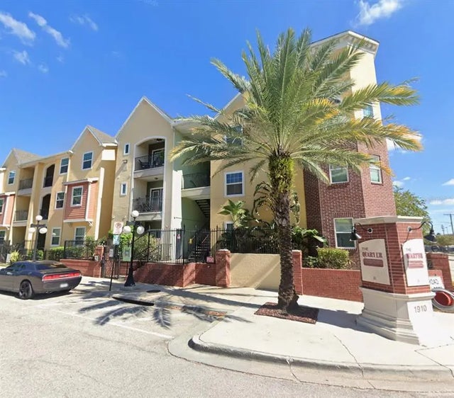 1910 E Palm Avenue 11214, TAMPA