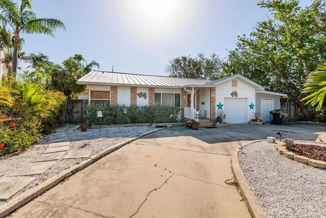 1857 Bayou Grande Boulevard Ne, ST PETERSBURG