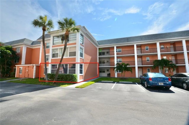 1900 68th Street N 104, ST PETERSBURG