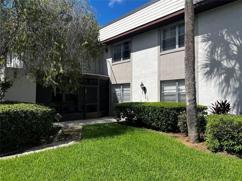 109 Windtree Lane N, WINTER GARDEN