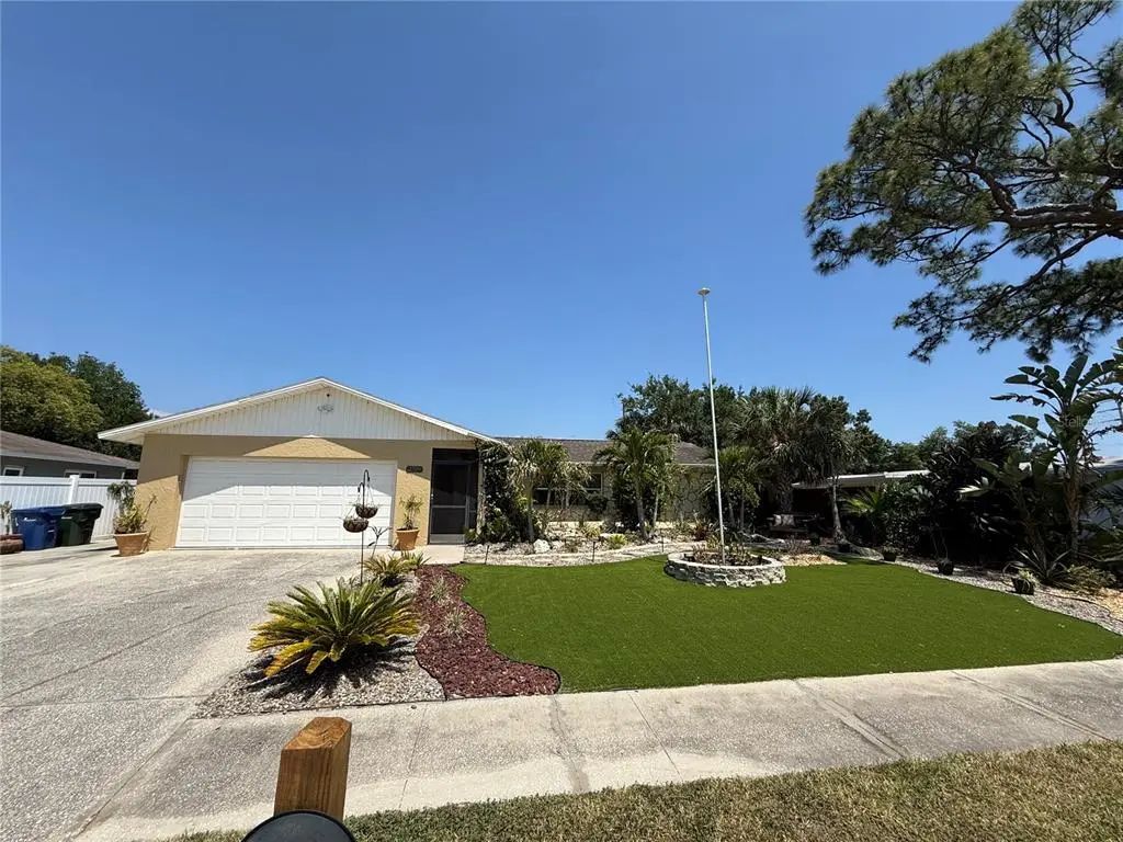 2729 Nodosa Drive, SARASOTA
