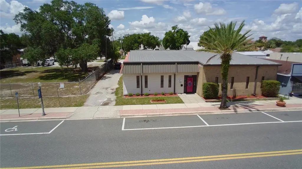 208 E Lake Avenue, AUBURNDALE