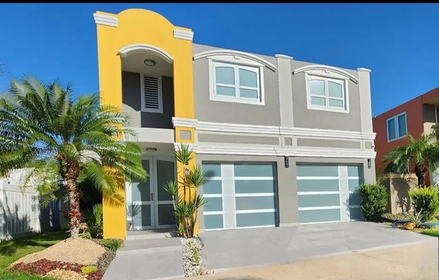 1260 Urb Plaza De La Fuente, TOA ALTA