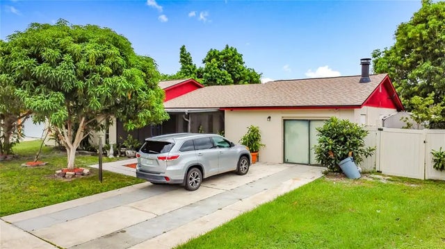 791 E Royal Palm Drive, KISSIMMEE