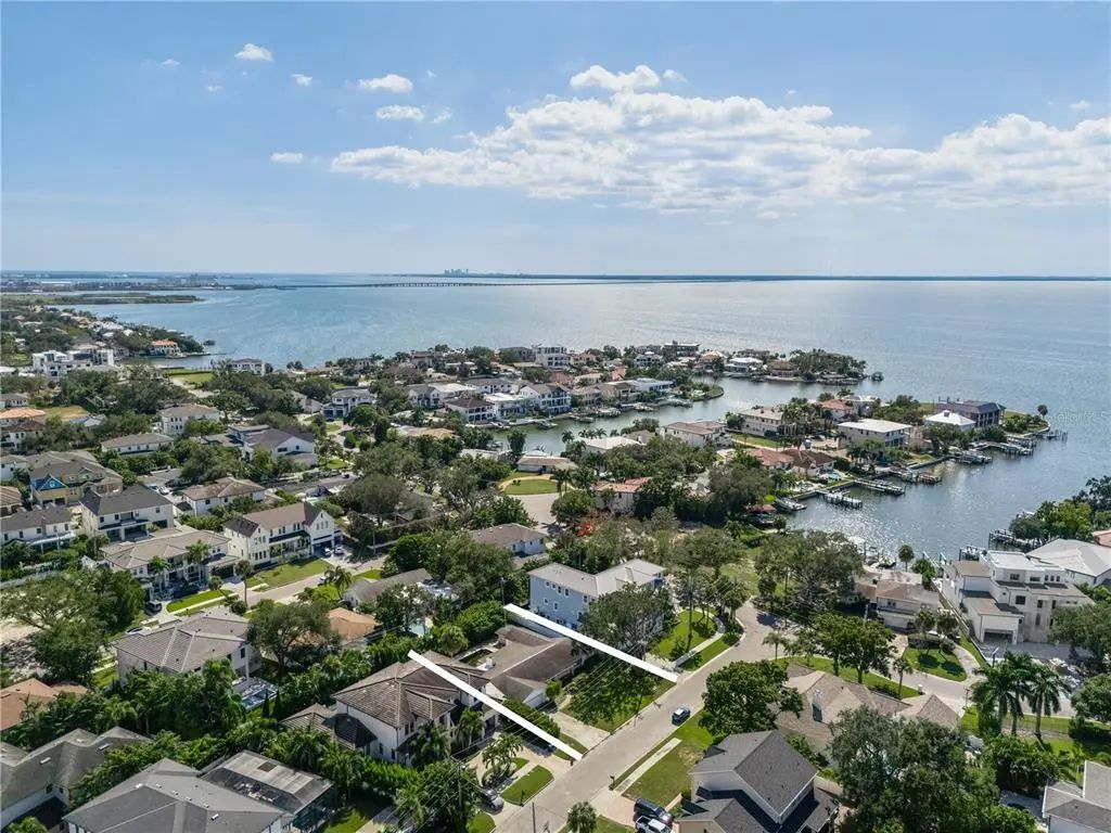 5008 S Sunset Boulevard, TAMPA