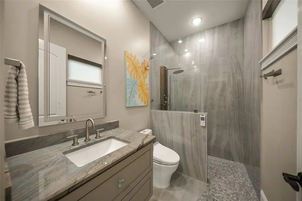 Gulf Shores Realty: 65 b10449f2eff30855116c3e7b566620fa l