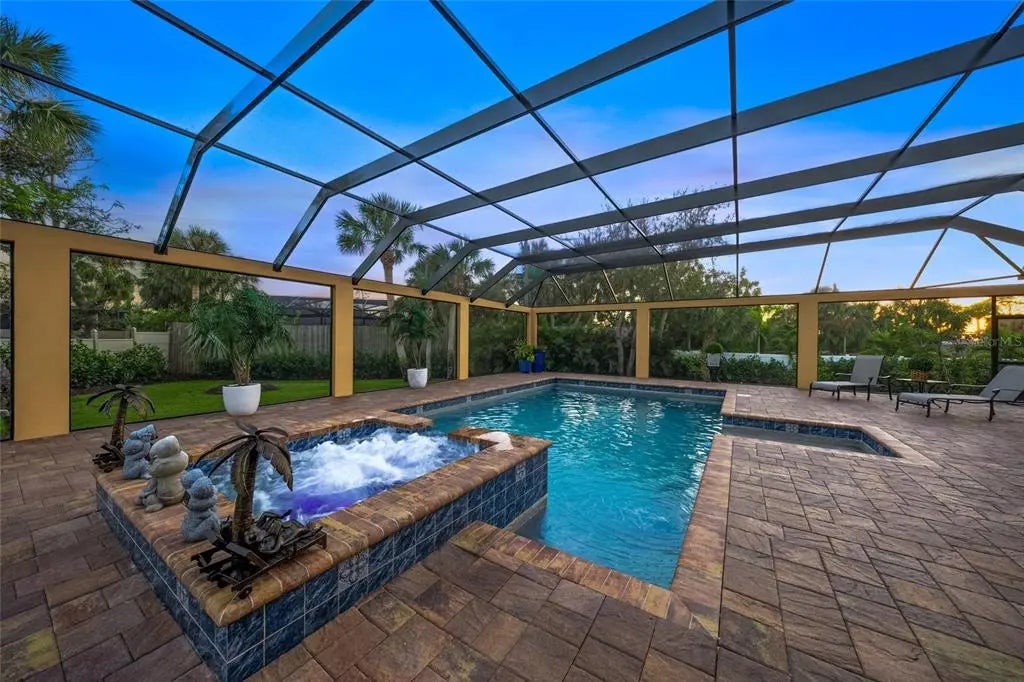 Gulf Shores Realty: 94 41eca779dbb559bd350355264bb89d73 l