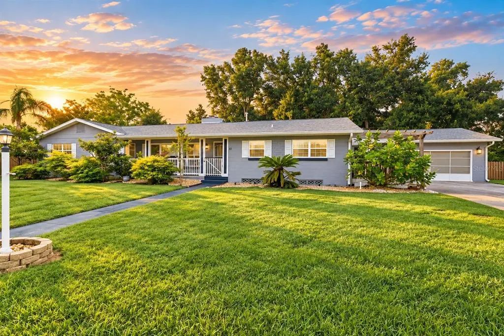 37 Volusia Drive, DEBARY
