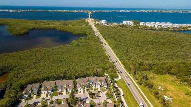 502 Sanderling Circle, BRADENTON