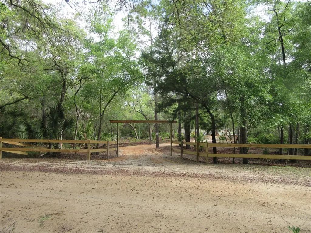 Se 10th Street, SILVER SPRINGS