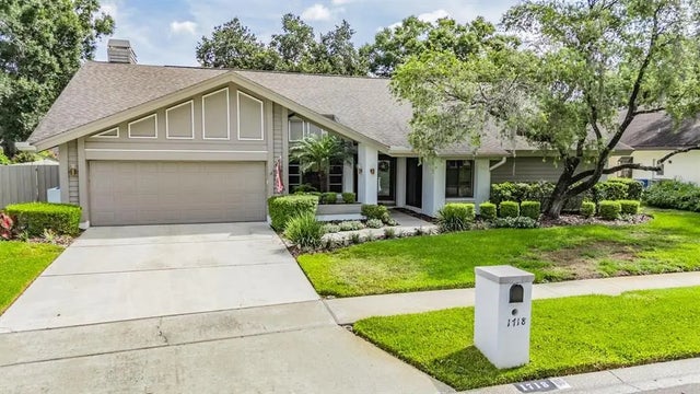 1718 Magdalene Manor Drive, TAMPA