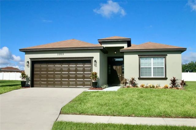 1003 Mystery Circle, DAVENPORT