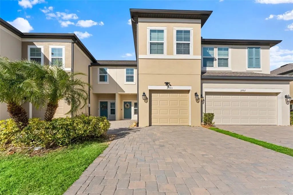 29913 Southwell Lane, WESLEY CHAPEL