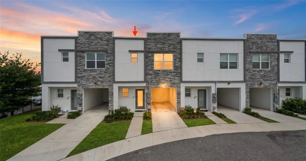 620 Trikomo Drive, DAVENPORT