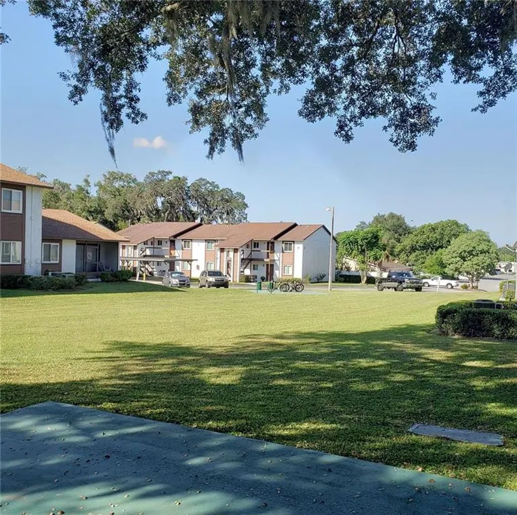 39132 County Road 54 2236, ZEPHYRHILLS