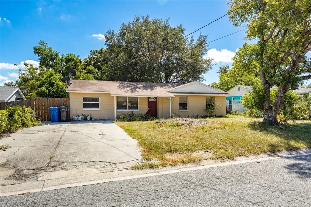 5803 E 30th Avenue, TAMPA