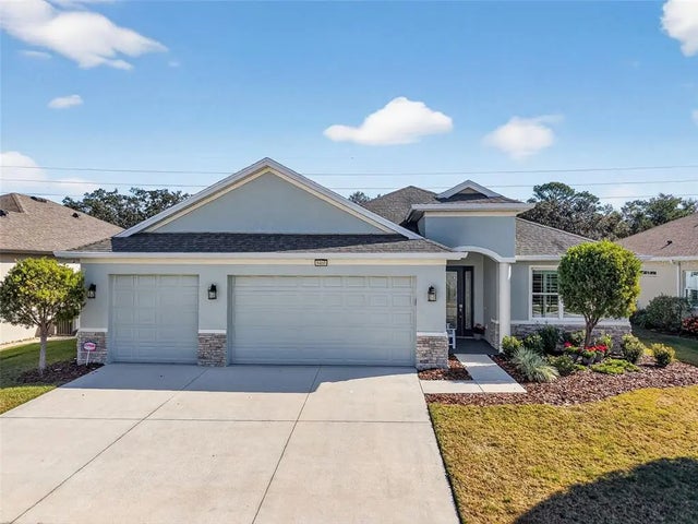 8460 Bridgeport Bay Circle, MOUNT DORA