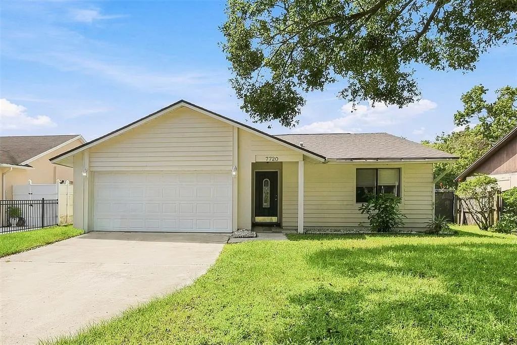 7720 Lakeside Woods Drive, ORLANDO