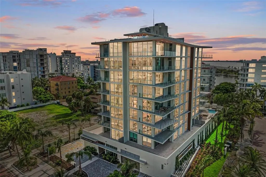 111 Golden Gate Point 402