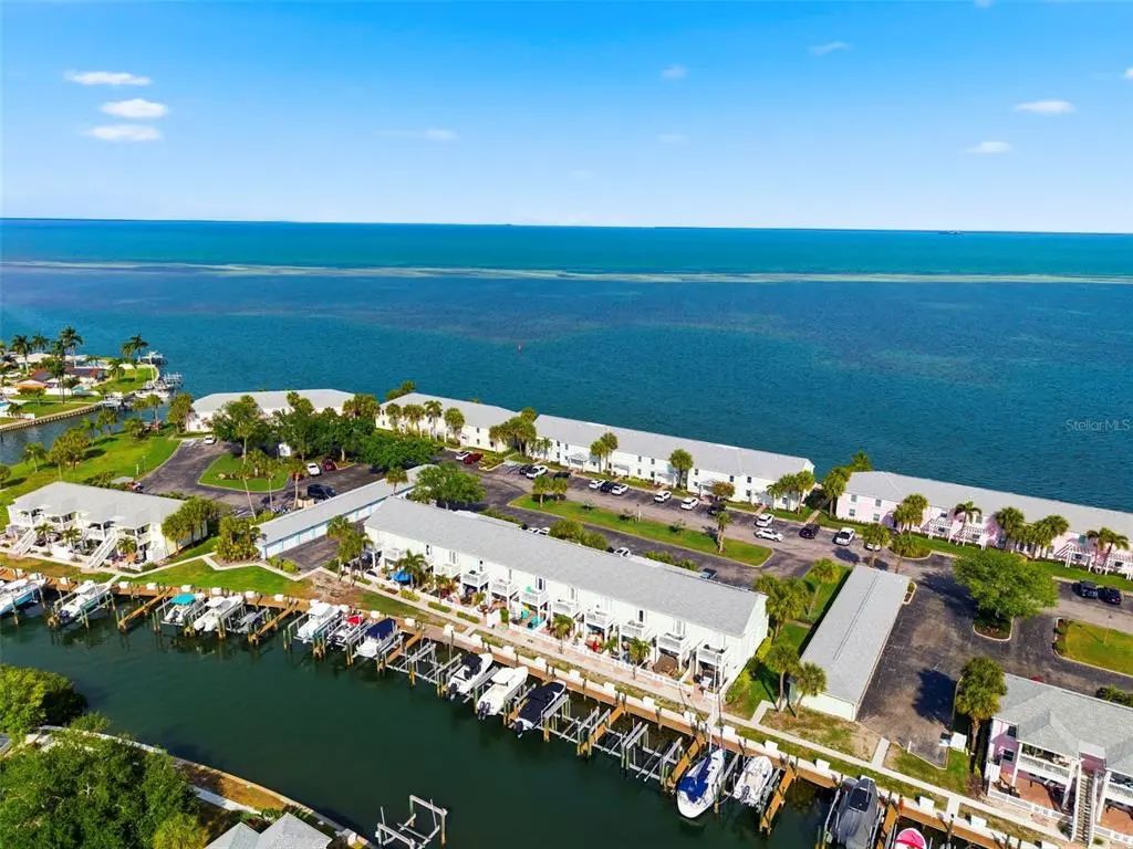 4751 Coquina Key Drive Se, ST PETERSBURG