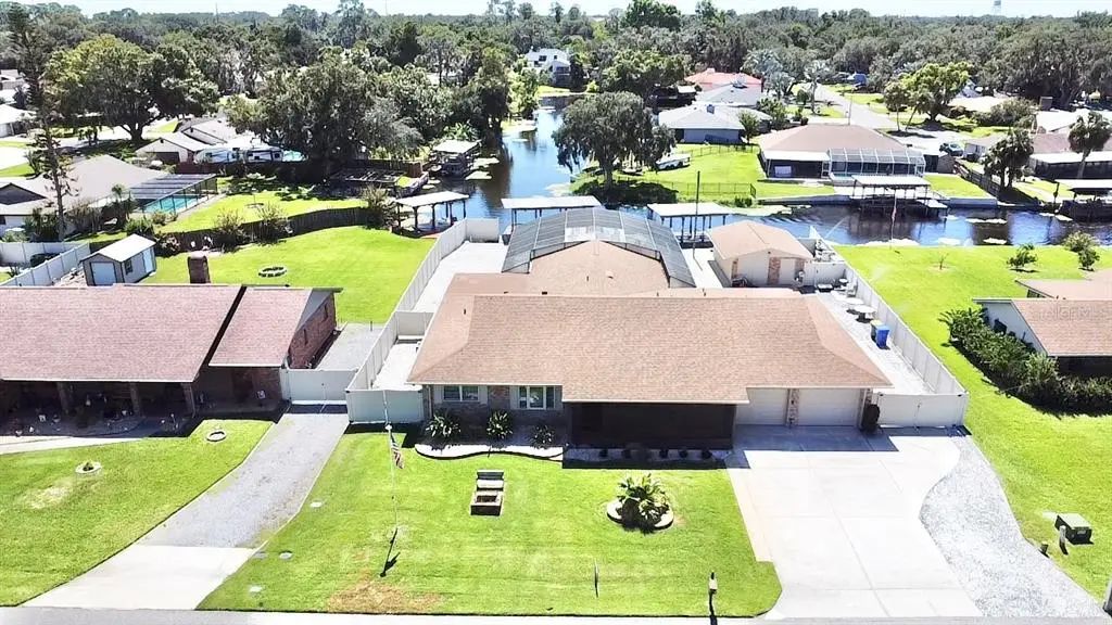 209 W Delaware St, TAVARES