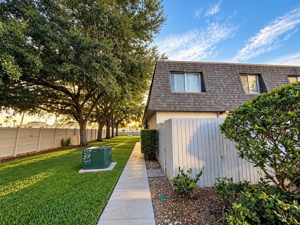 1916 S Conway Road 6, ORLANDO