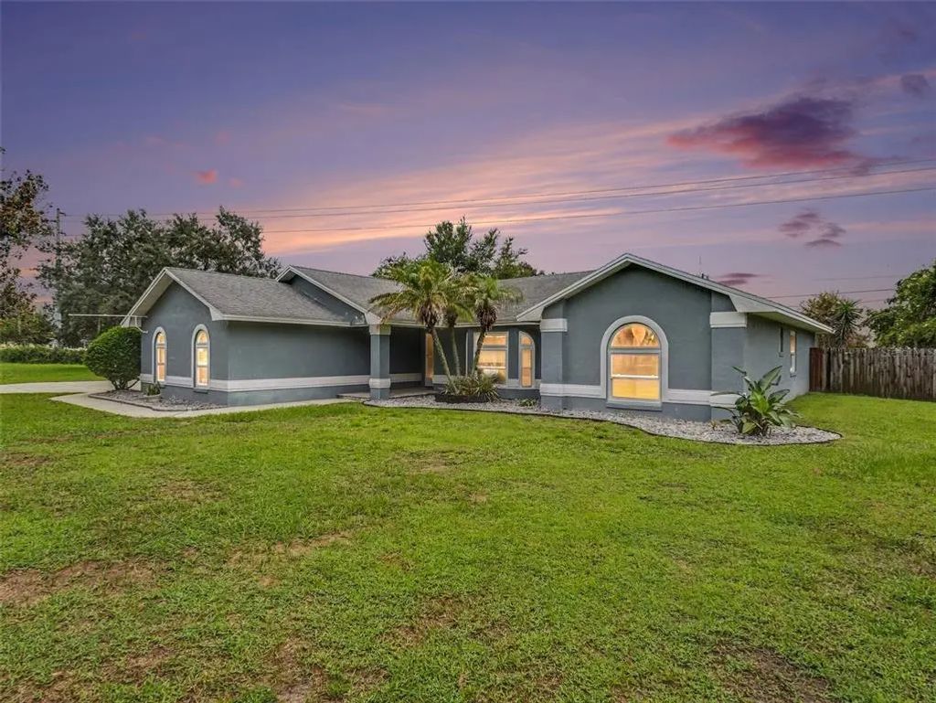 6736 Nells Way, LAKELAND