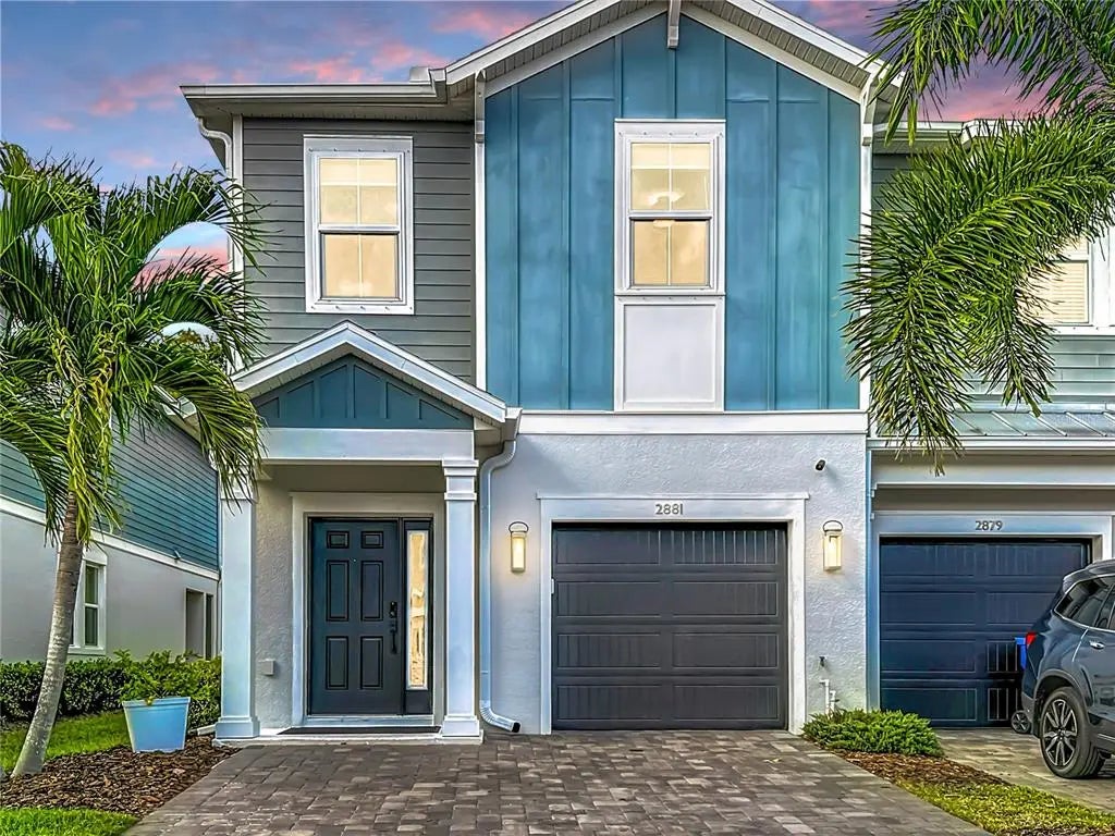 2881 Grand Kemerton Place, TAMPA