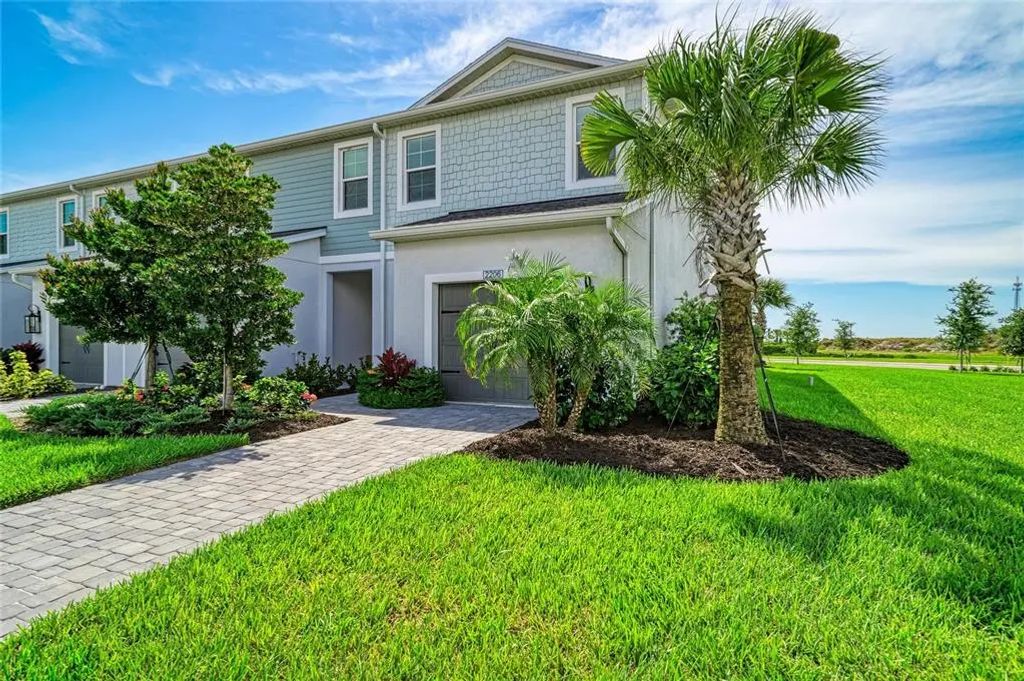 2206 Washington Palm Court, BRADENTON