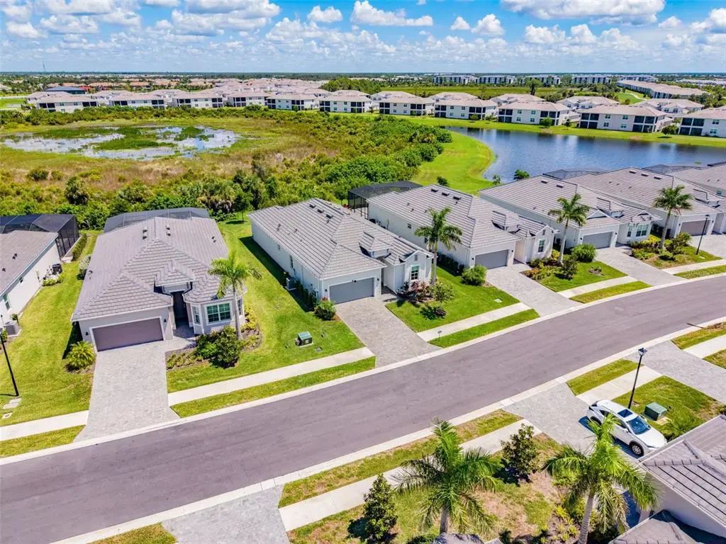 17622 Santorini Court, VENICE