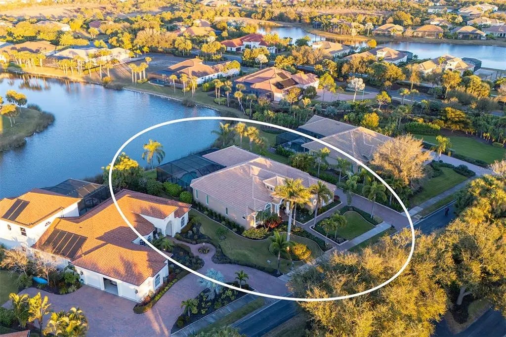 14 Carisa Royale Court, ENGLEWOOD, FL 34223-1892 | MLS® #N6142803 ...