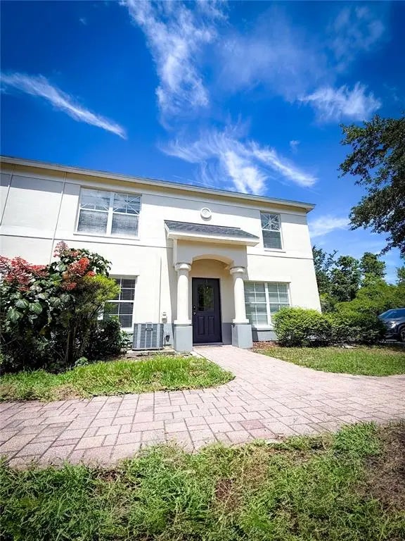 9426 Charlesberg Drive, TAMPA