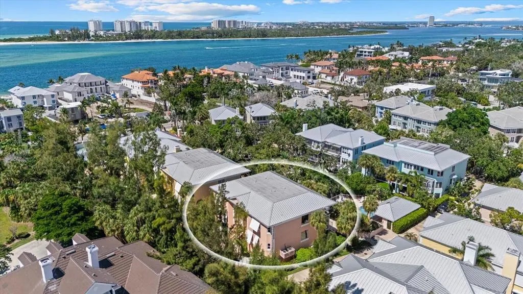 3942 Hamilton Club Circle 13