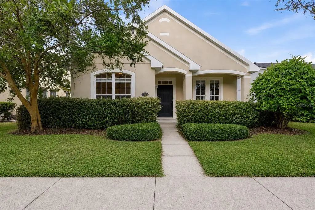 207 Manor View Lane, DELAND