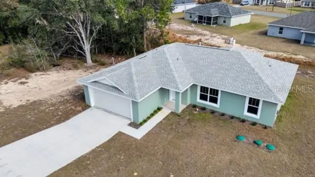 25 Locust Loop Lane, OCALA