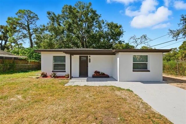 8904 Tupelo Drive, TAMPA