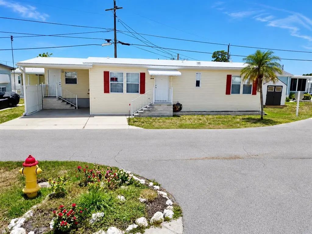 2050 Champion Street, SARASOTA