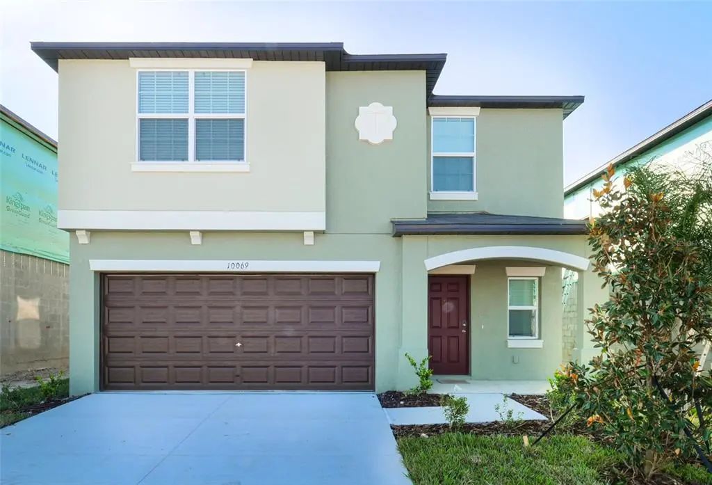 10069 Branching Ship Trace, WESLEY CHAPEL