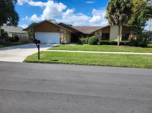 1337 Brampton Cove, WELLINGTON