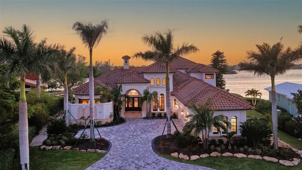 275 Lookout Point Drive, OSPREY