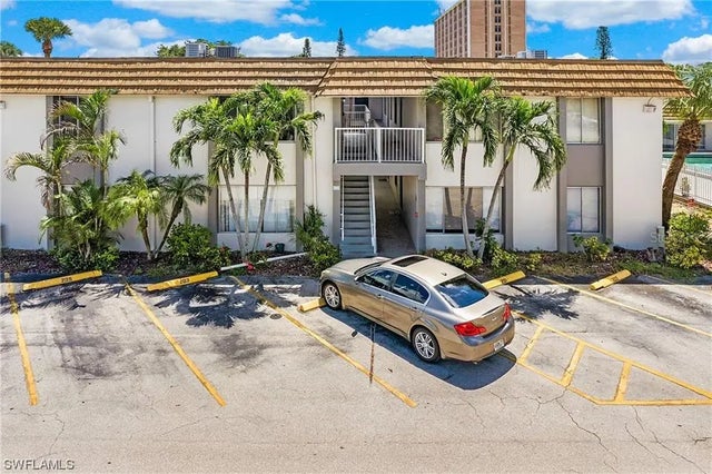 1830 Maravilla Avenue 413, FORT MYERS