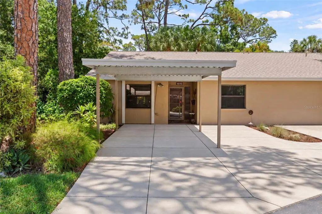 4845 Village Gardens Drive 177, SARASOTA