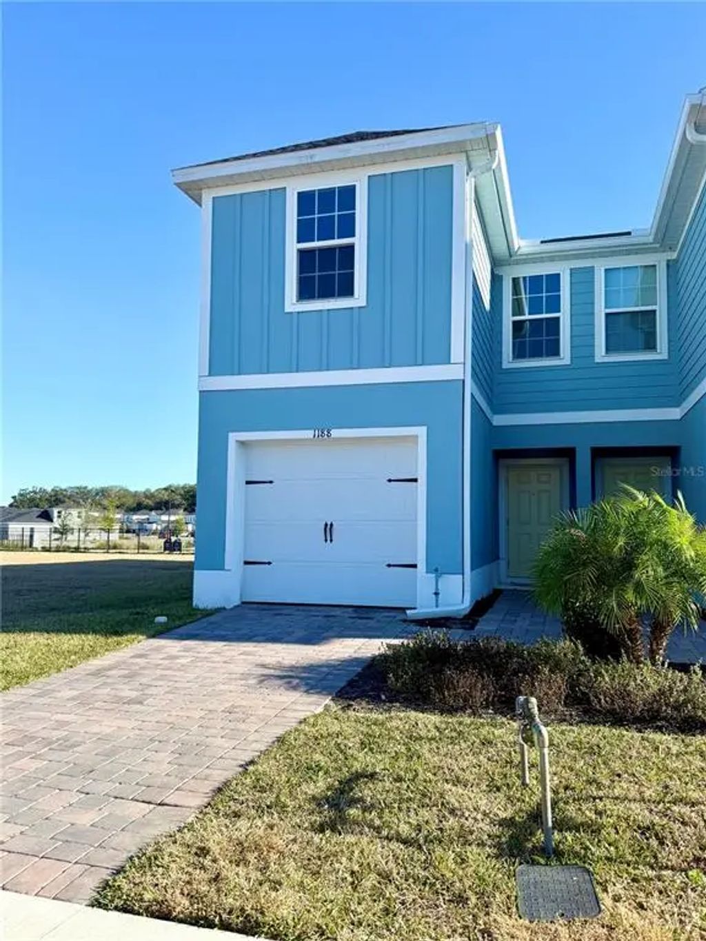 1188 Port Blue Way, LADY LAKE